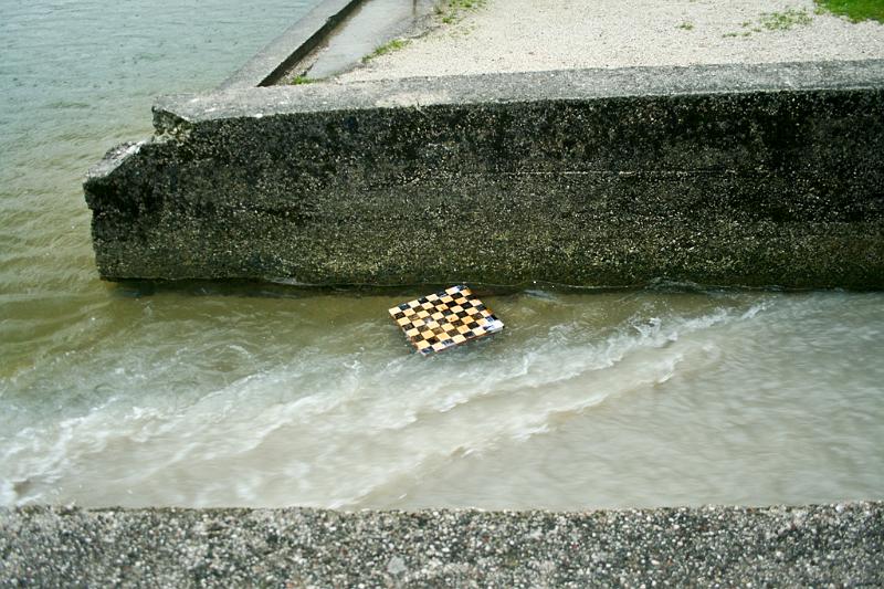 79.jpg - Tady se bude blbě hrát