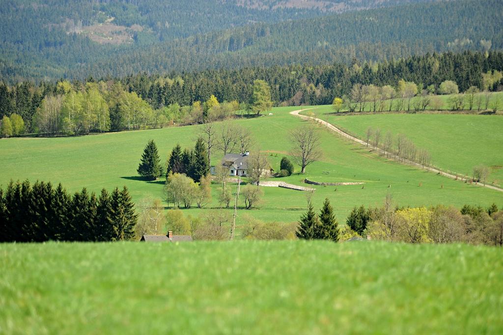 dub2_035_11.JPG - Moravská chata, Paprsek. Dolní Morava