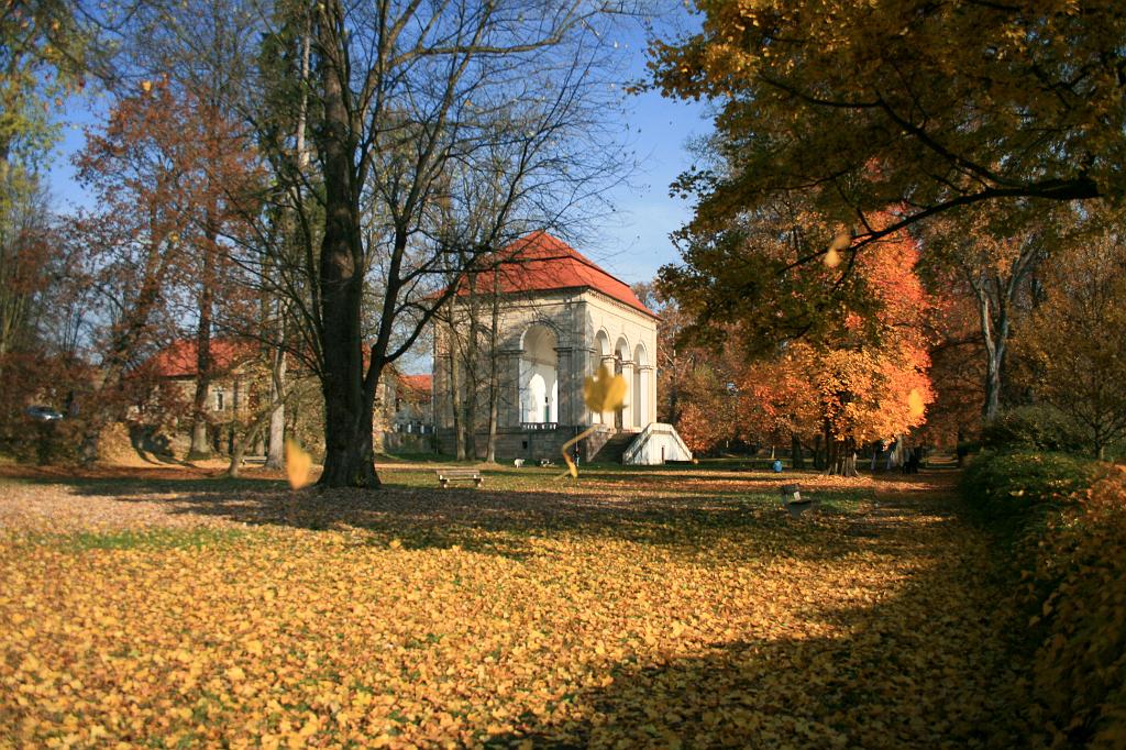 111106-37.jpg - Jičín - Valdštejnská lodžie